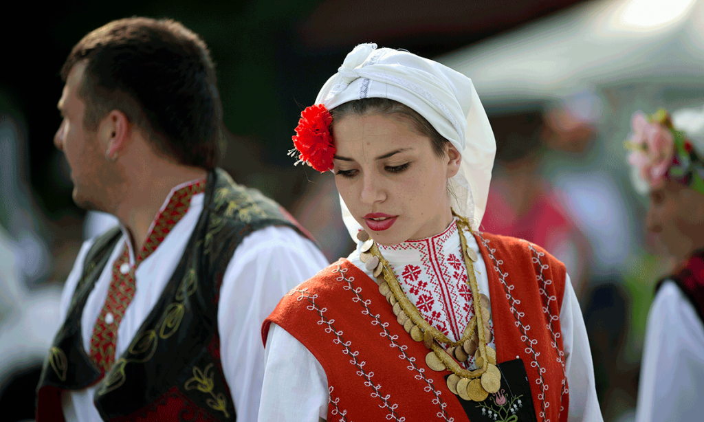 Bulgarian costume